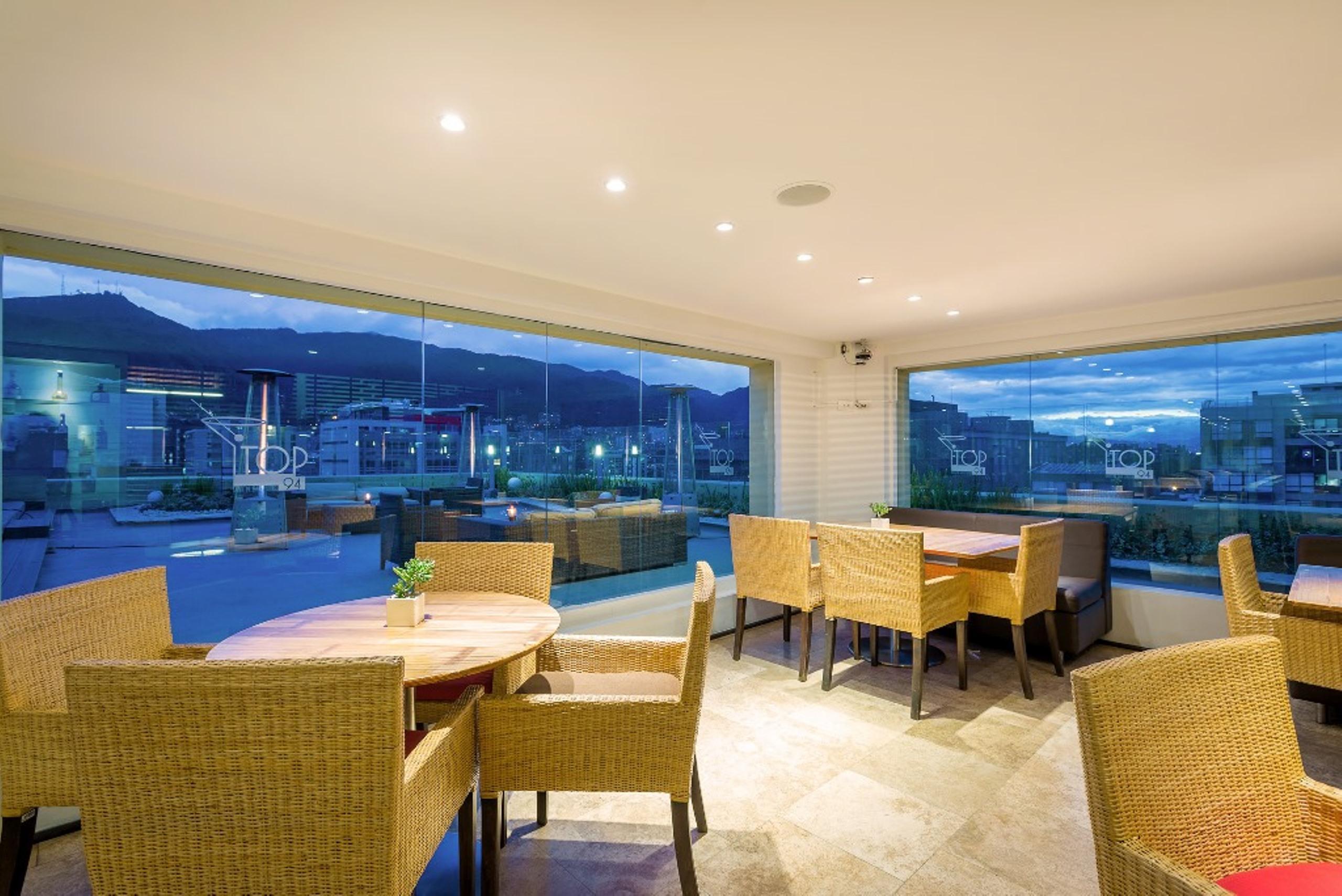 Casa Dann Carlton Hotel & Spa Bogota Exterior photo Sky Bar